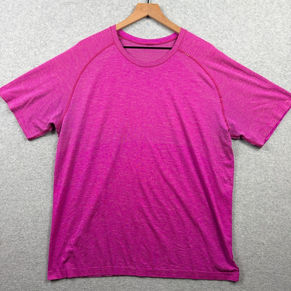 Lululemon Metal Vent Tech Shirt Mens XXL 2XL Fuchsia Pink Short Sleeve Tee